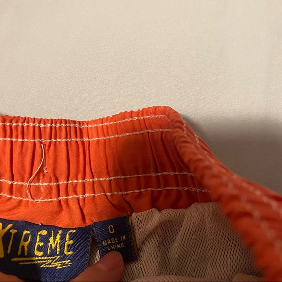 Boys Graphic Swim Trunks - Picture 6 of 6